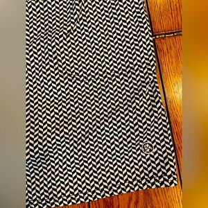 EUC JO FIT Skort, size XL, black/white pattern, lined